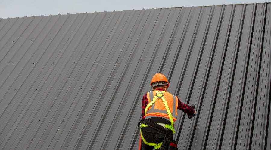 Professional gutter cleaning in Marydel, MD